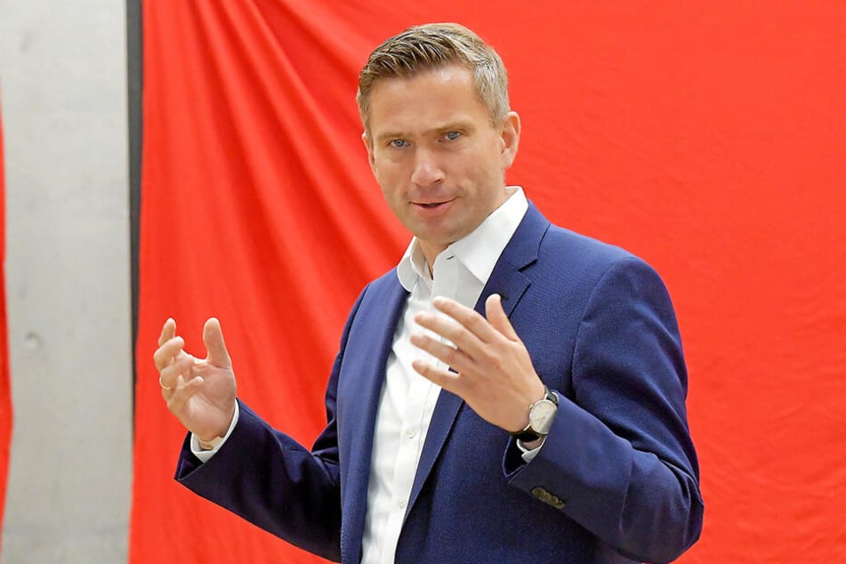 Das Verkehrsministerium von Martin Dulig (45, SPD) stützt das Ticket mit vielen Millionen.