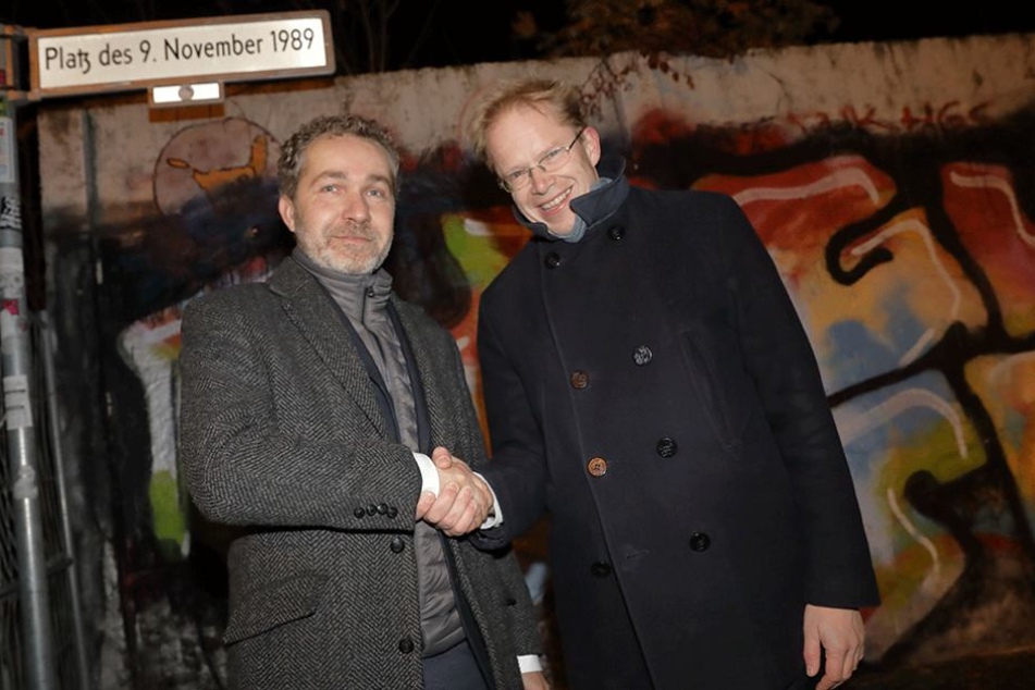 Ephraim Gothe (li., SPD), Sozialstadtrat in Mitte, sieht in den meisten Fällen eine freiwillige Obdachlosigkeit der Flüchtlinge.