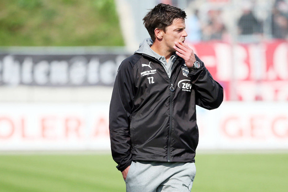 FSV-Trainer Torsten Ziegner ist besorgt wegen der vielen schweren Knieverletzungen bei seinen Spielern.