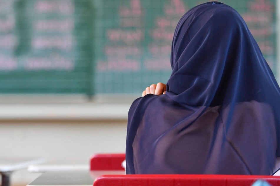 Die angehende Lehrerin sei aufgrund ihrer Religion benachteiligt worden.