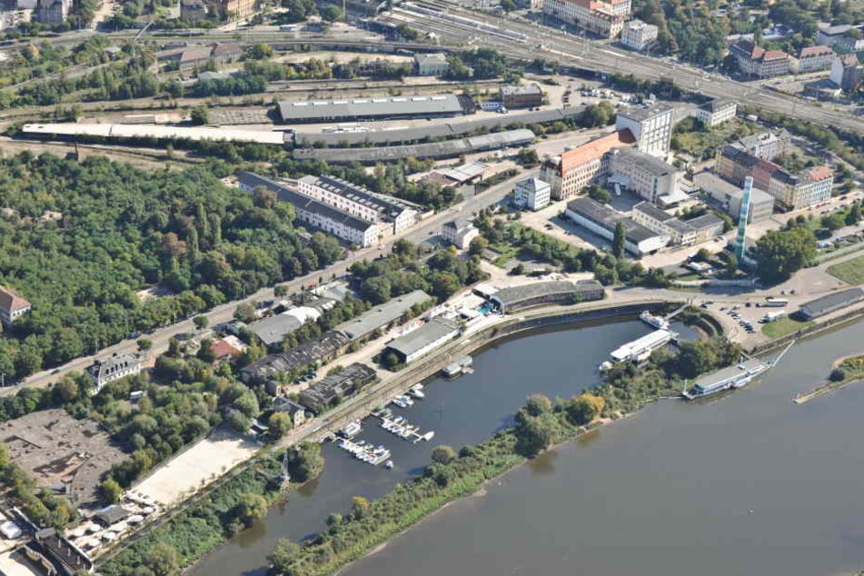 Nahezu alle Flächen der zukünftigen Hafencity liegen noch brach.