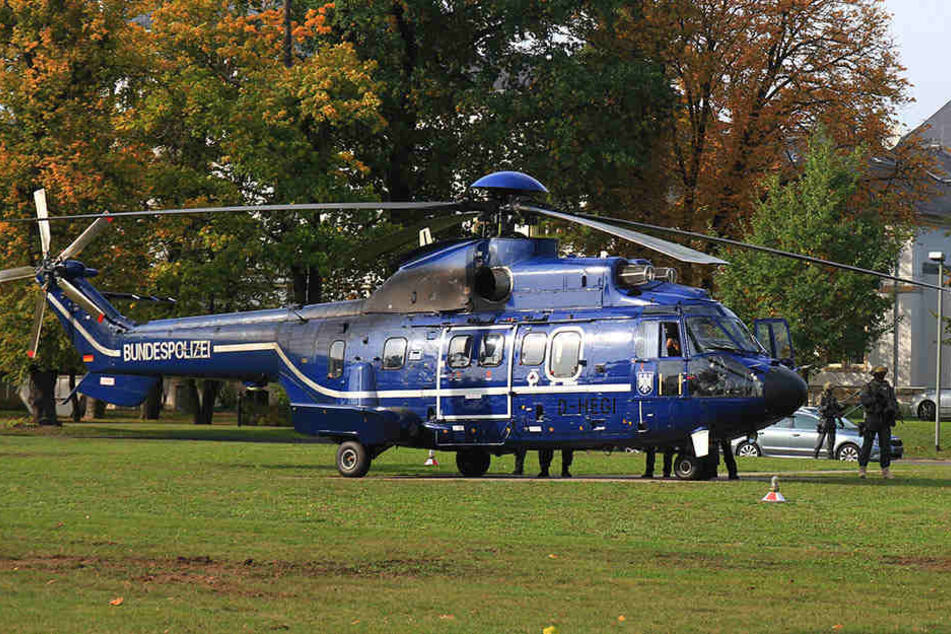 Mit diesem Hubschrauber der Bundespolizei ging es für Khalil A. nach Karlsruhe.