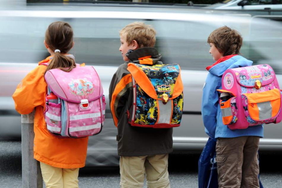 Die Schüler müssten sich ab dem nächsten Schuljahr einer wahren Autolawine entgegenstellen.