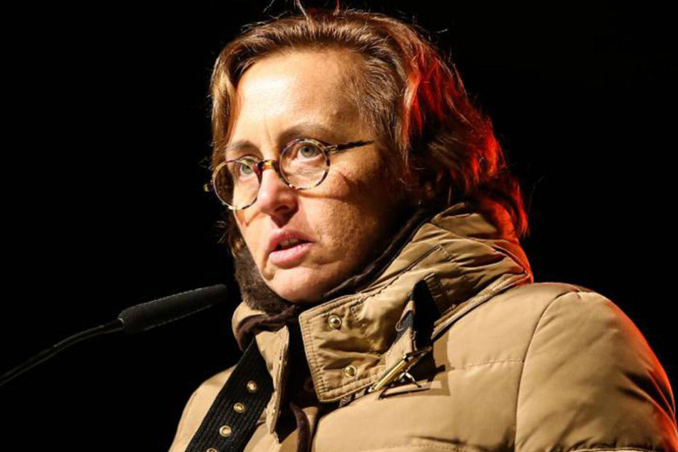 Für ihren vergesslichen Twitterpost erntete die AfD-Politikerin Beatrix von Storch (45) einen Shitstorm im Netz.