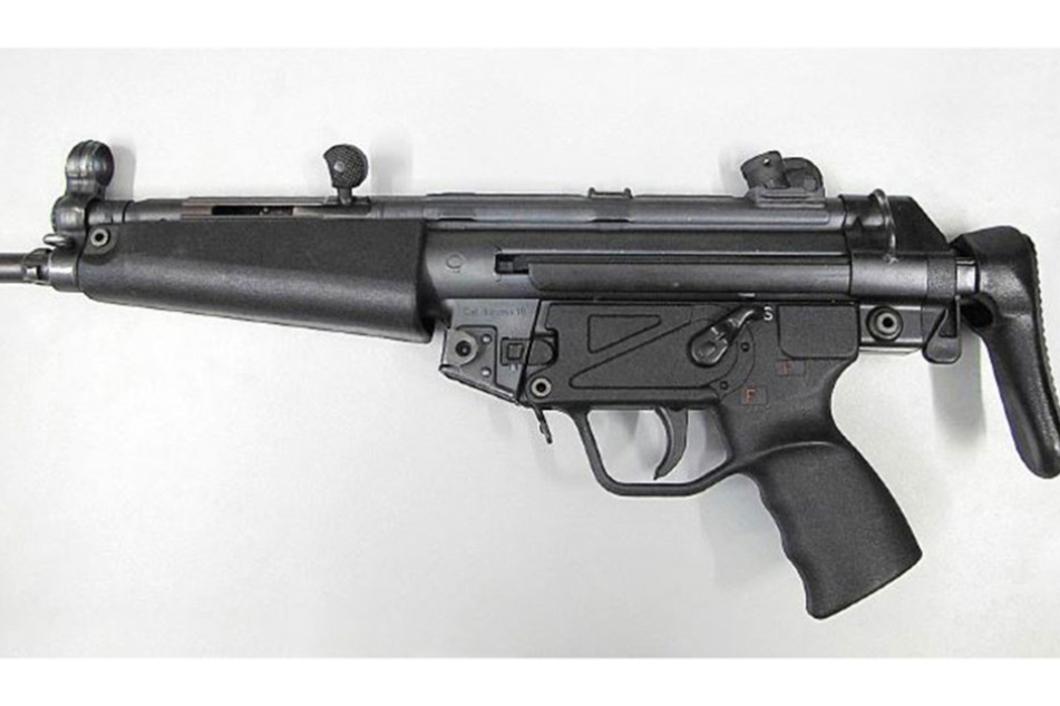 Nach dieser Waffe sucht die Polizei.