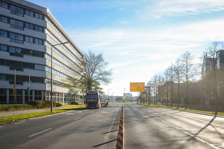 2017 wird an dieser Stelle eine Fußgängerampel stehen. Etwa zeitgleich soll der Radweg angeordnet werden.