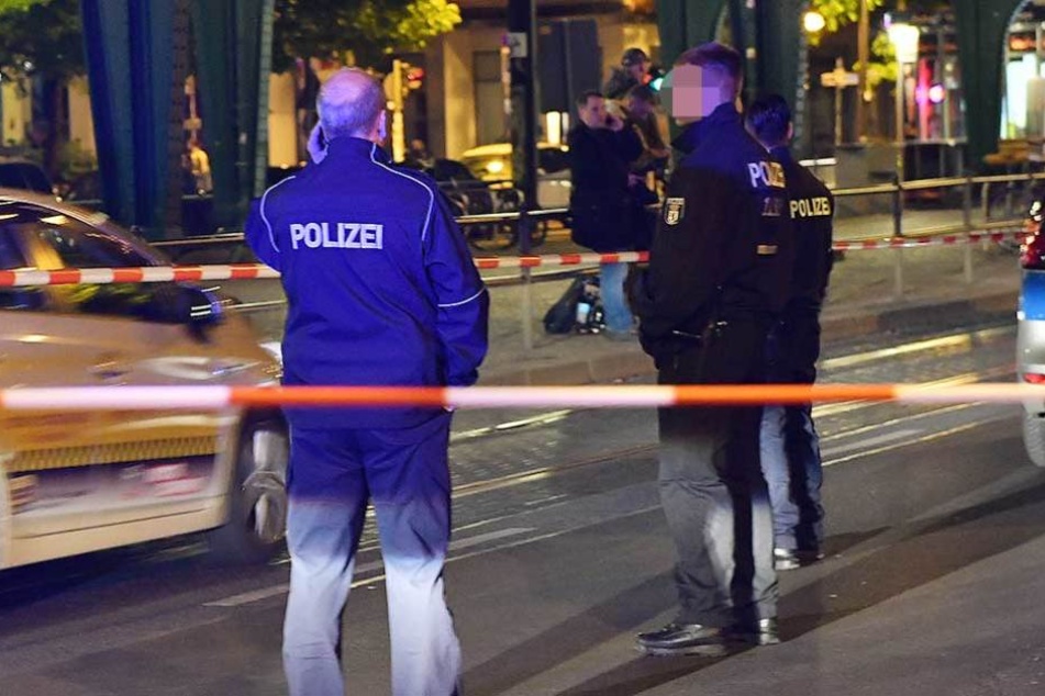 Die Polizei sicherte Spuren am Tatort (Symbolbild).