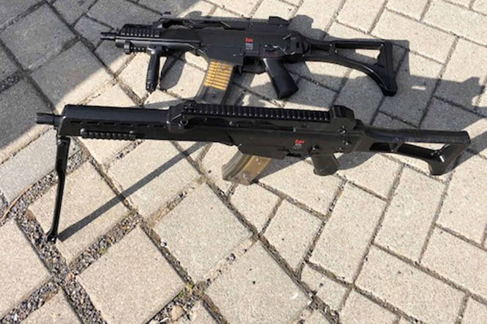 Mit zwei G36-Gewehren machten Jugendliche Dresden unsicher.