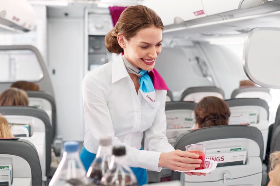 Eurowings will die Streichung der Verpflegung mit dem Priority-Boarding ausgeglichen wird.