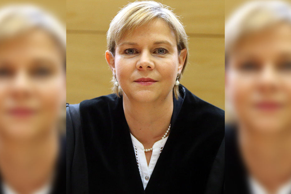 Staatsanwältin Stefanie Lange verhandelt den Prozess vor der Jugendspruchkammer Bielefeld.