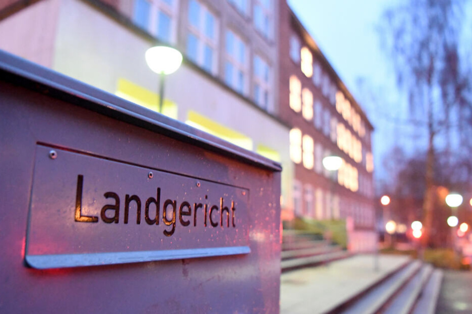 Das Verfahren vor dem Landgericht Kiel um Schüsse auf der Autobahn 215 wurde fortgesetzt.