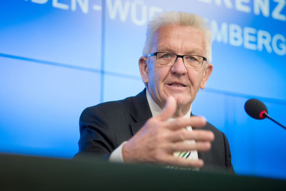 Ministerpräsident Winfried Kretschmann hält den Einsatz der Polizei für richtig.
