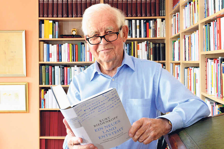 Die Tagebücher von Kurt Biedenkopf
(87, CDU) gehen nicht gerade weg wie warme Semmeln.