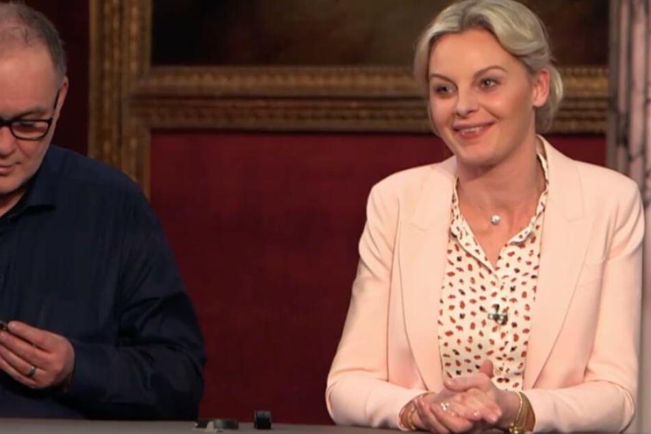 Susanne Steiger kaufte das Kreuz für 42.000 Euro.
