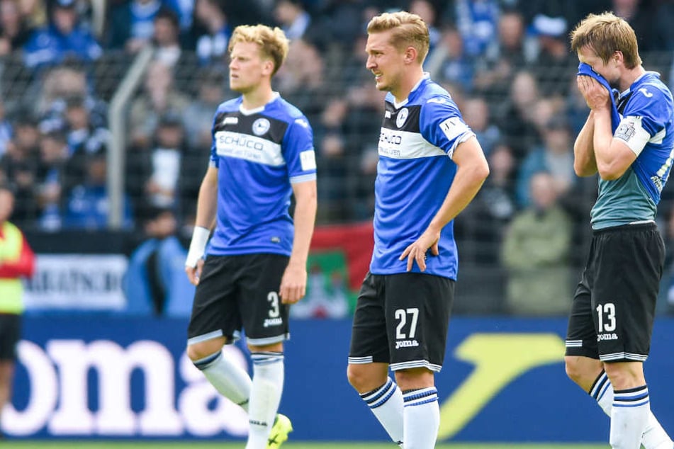Brian Behrendt (li.), Konstantin Kerschbaumer (mi.) und Kapitän Julian Börner (re.) waren sichtlich entsetzt nach dem MSV-Spiel.