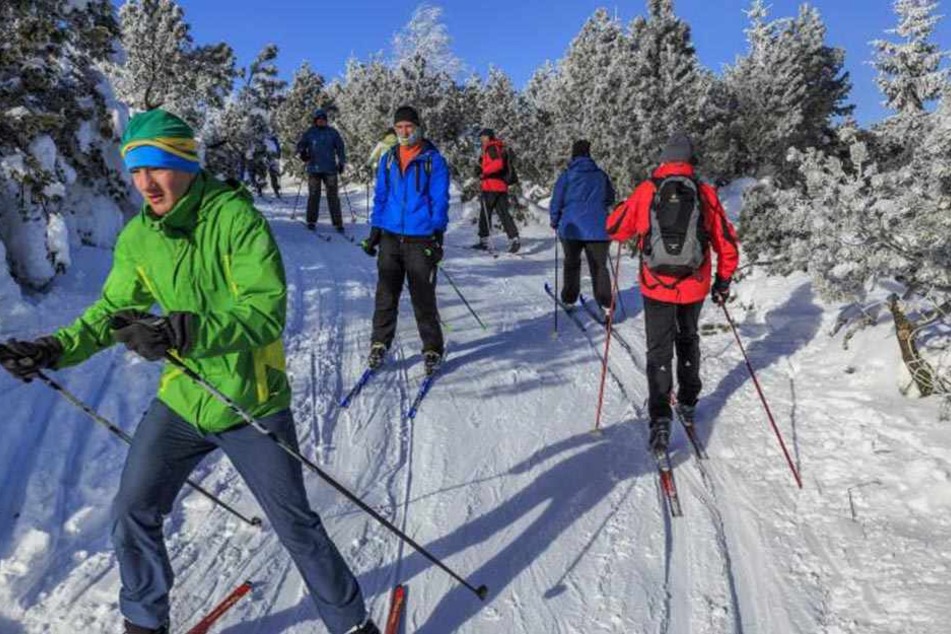 Wintersportler wird es freuen! Im Erzgebirge gibt es ab Montag wieder strengen Frost.