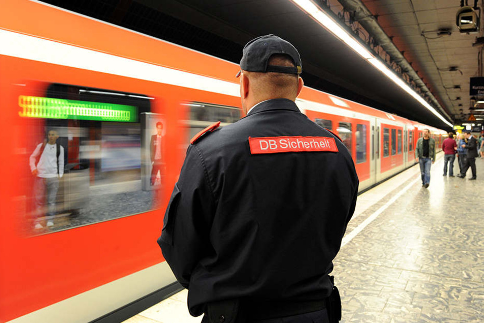 Ein paar Möchtegern-Sprayer haben ihre Rechnung ohne das aufmerksame Bahn-Personal gemacht.