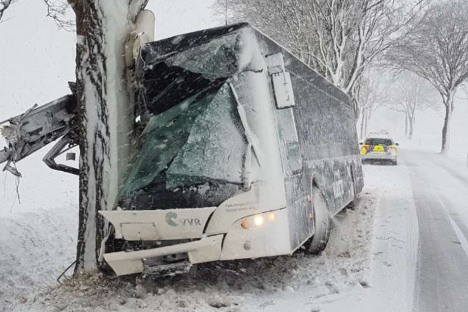 Der viele Schneefall sorgte für zahlreiche Verkehrsunfälle.