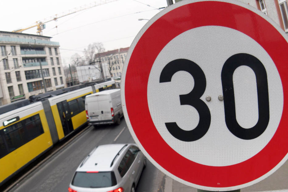 Auf einigen Berliner Straßen wurde bereits eine solche Zone eingeführt.