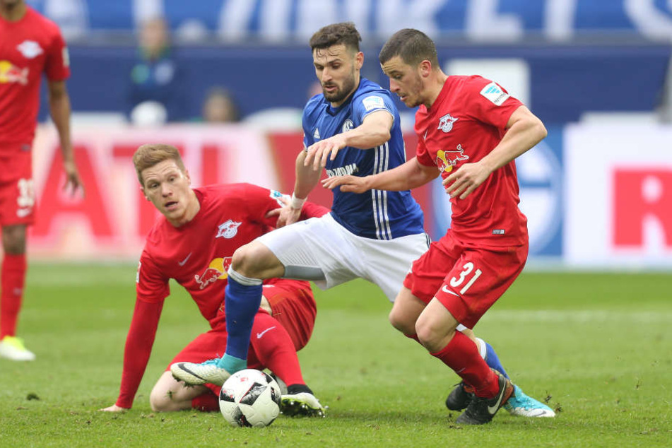 Letzte Saison trennten sich Schalke und RB 1:1-Unentschieden. Welches der beiden Teams startet besser in die neue Spielzeit?