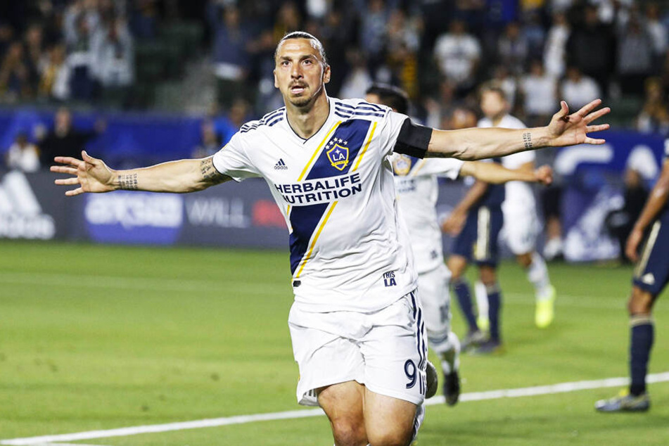 Zlatan Ibrahimovic führte seine Mannschaft als Kapitän mit einem Doppelpack zum Sieg.