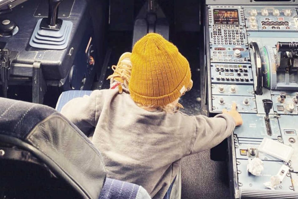 Vielleicht begrüßt der Sohn von Wayne Carpendale uns irgendwann aus dem Cockpit.