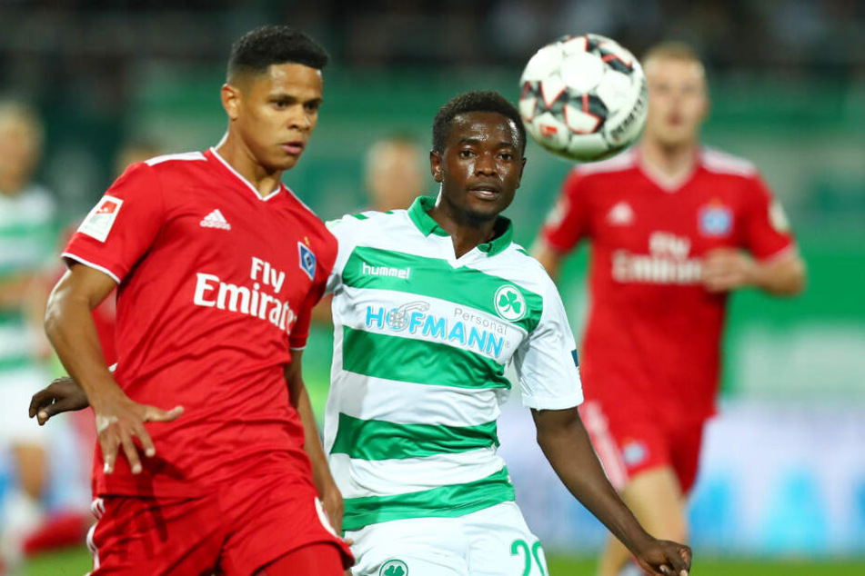 Douglas Santos (links) im Spiel gegen Greuther Fürth: In dieser Saison gehört der Brasilianer zu den großen Stützen.