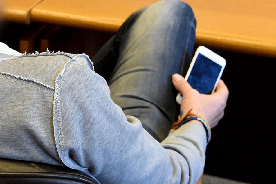 Daren Y. stalkte seine Ex-Freundin mit fiesen SMS. (Symbolbild)