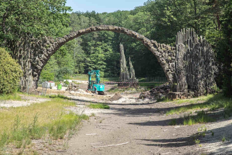 Das berühmte Rakotz-Ensemble im Kromlauer Park wird jetzt saniert.