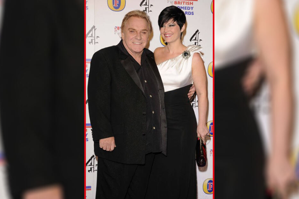 Der englische Komiker Freddie Starr verstarb im Alter von 76 Jahren.