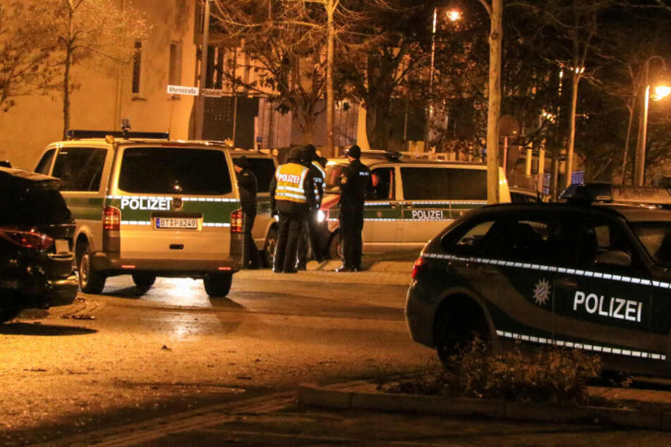 Etwa 100 Polizeibeamte waren im Einsatz.