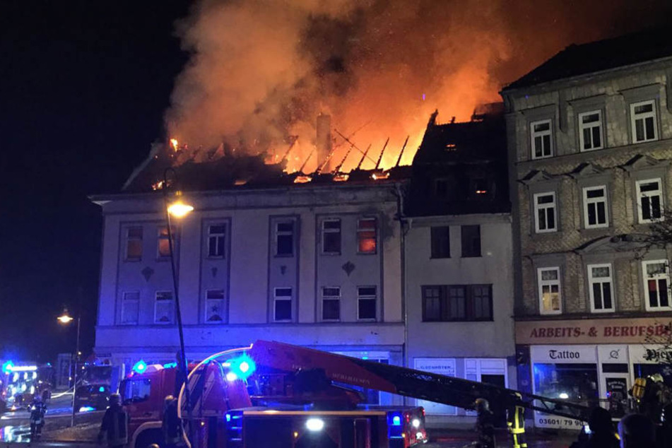 Das Haus in Mühlhausen stand komplett in Flammen.