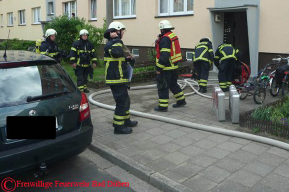 Die Feuerwehr Bad Düben musste am Freitagnachmittag einen Kellerbrand löschen.