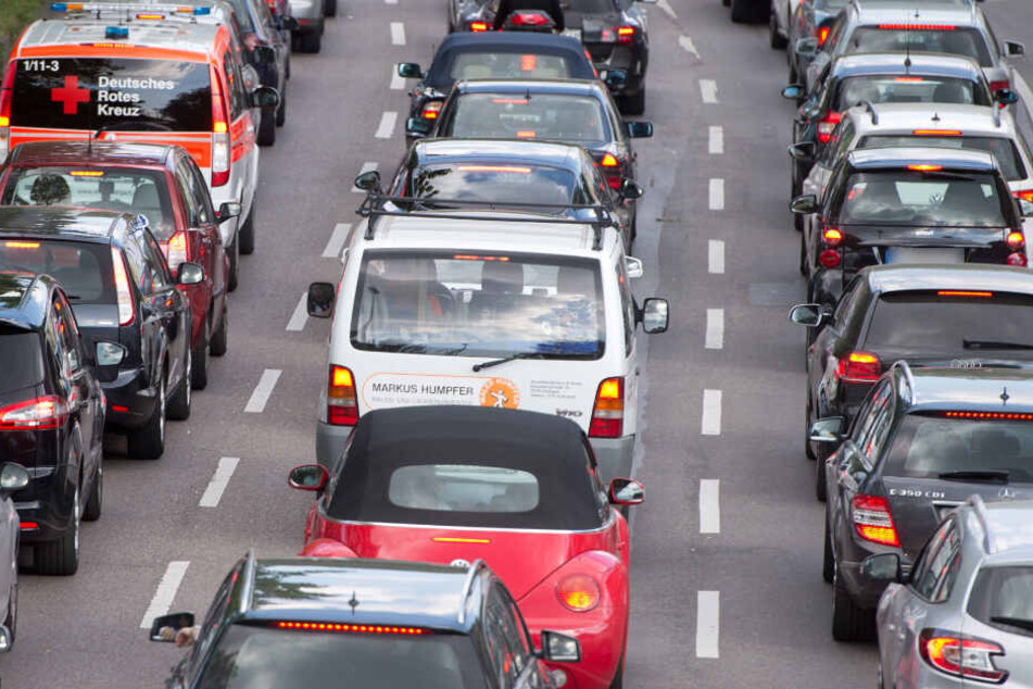 Stehen im Stau künftig keine Autofahrer mehr, sondern nur noch die "Autofahrenden"?