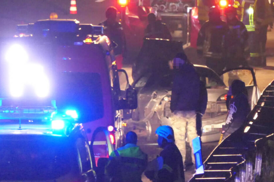 Auf der A38 ist es in der Nacht zu Freitag zu einem heftigen Crash gekommen.