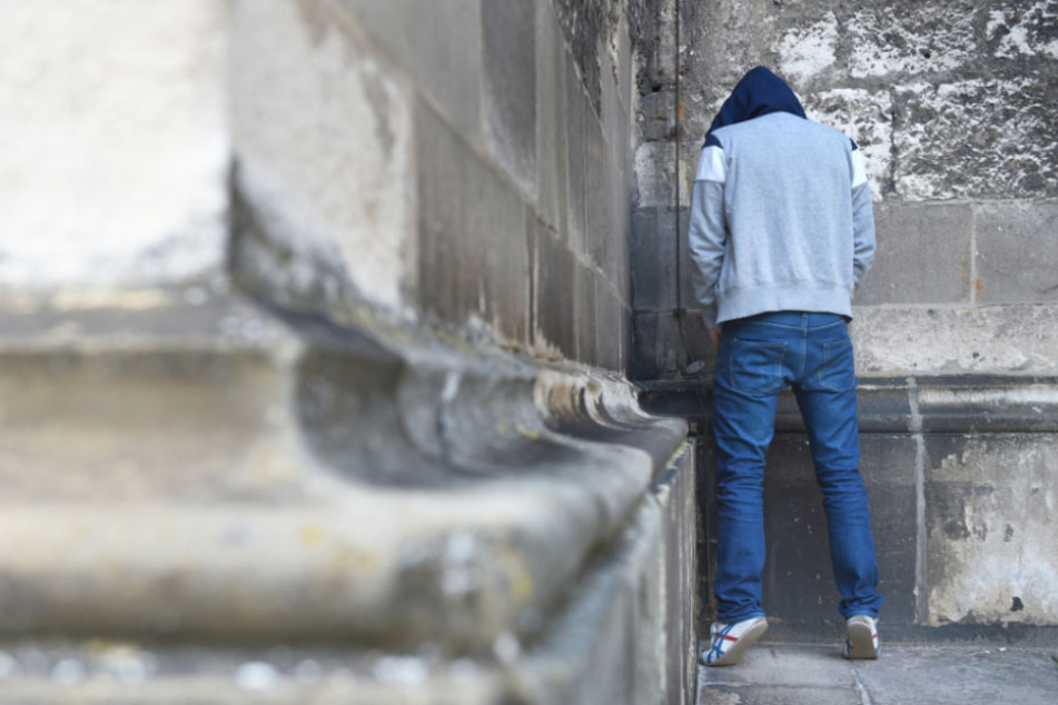 Bestialischer Uringeruch soll vielerorts an der Quelle bekämpft werden.