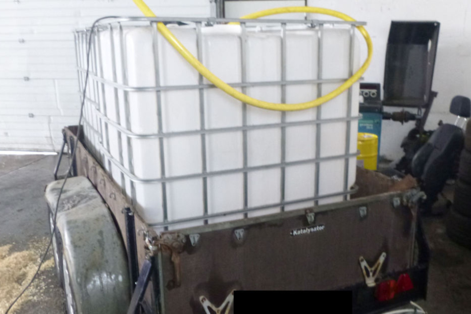 Der Boden des Wassertanks war beschädigt.