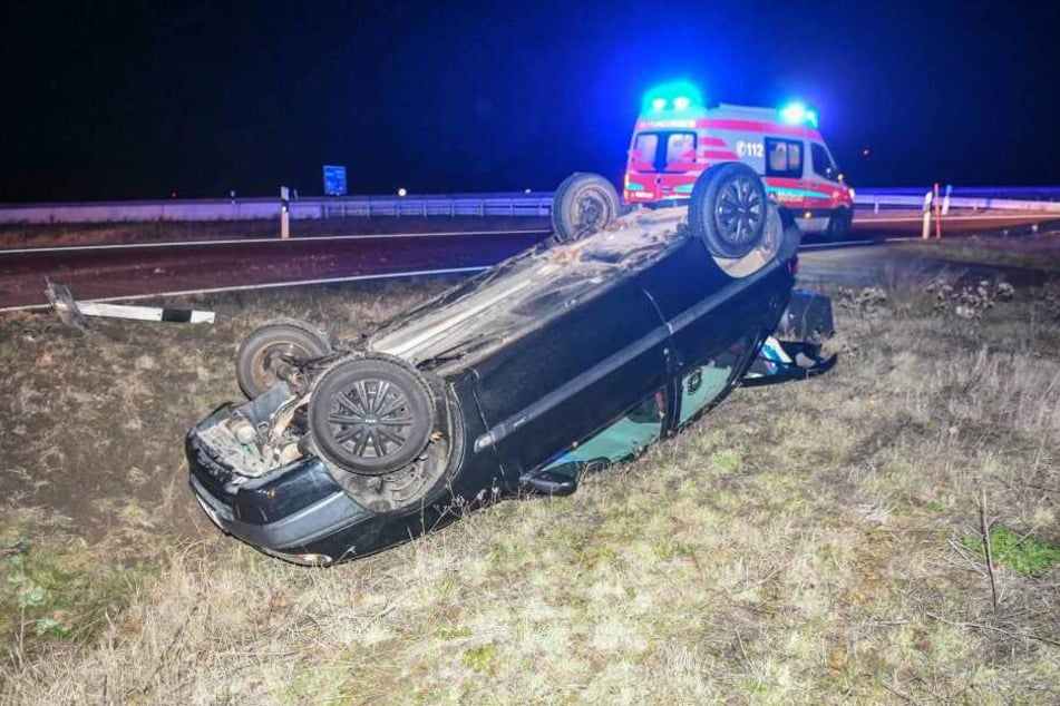 Auf der Auffahrt zur A2 bei Magdeburg kam es Samstagnacht zu einem schweren Unfall.