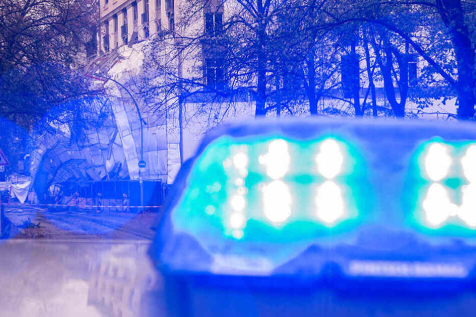 Die Polizei warnt davor Zigaretten und offene Flaschen von Fremden anzunehmen. (Symbolbild)