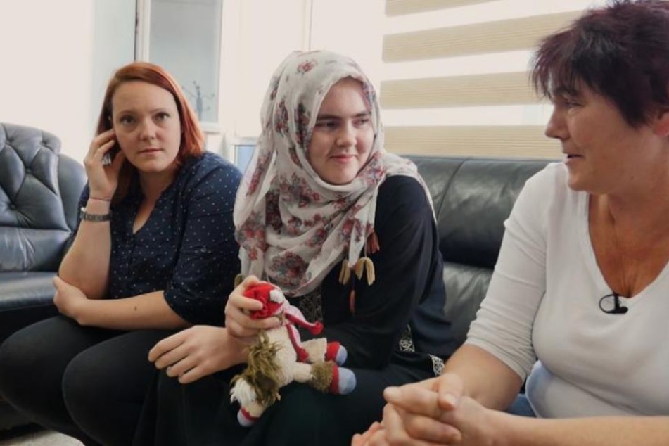 Beim Interview waren auch Lindas Schwester und Mutter anwesend.