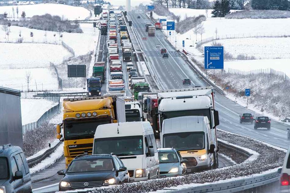 Dauerstaus auf der A72.