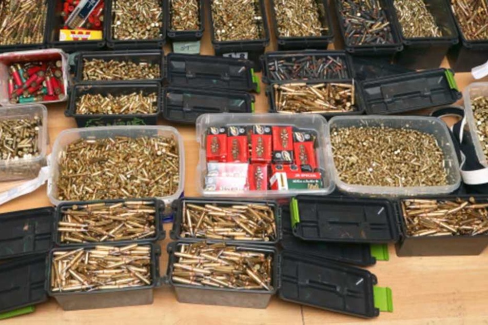 In dem Paket war unter anderem Munition (Symbolbild).