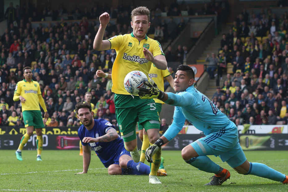 Derzeit geht Dennis Srbeny (24) für Norwich City auf Torejagd.
