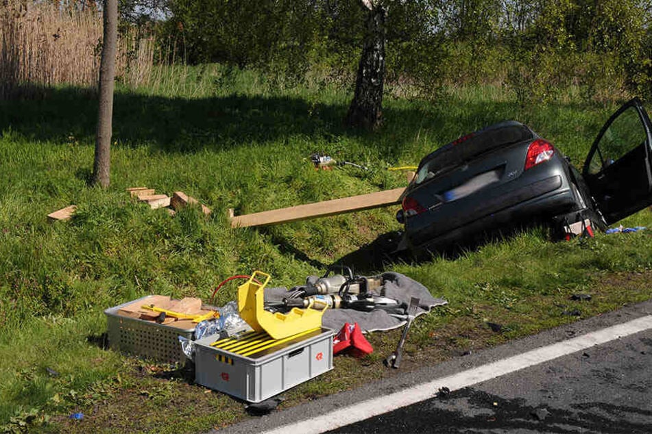 Bei dem folgenschweren Zusammenstoß starben am vergangen Sonntag vier Menschen, eine weitere Insassin wurde schwer verletzt.