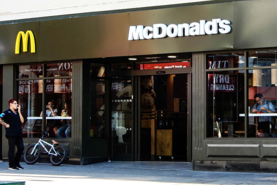 Eine McDonald's-Filiale in Großbritannien (Symbolbild).