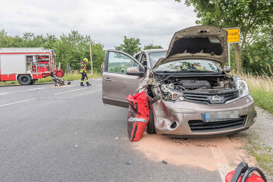 Der PKW-Fahrer blieb unverletzt.
