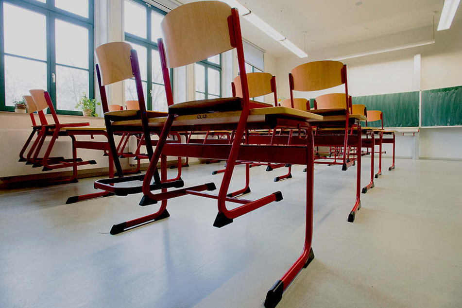 Lehrermangel ist in Sachsen schon lange ein Thema. Entspannung ist erst in
ein paar Jahren in Sicht.
