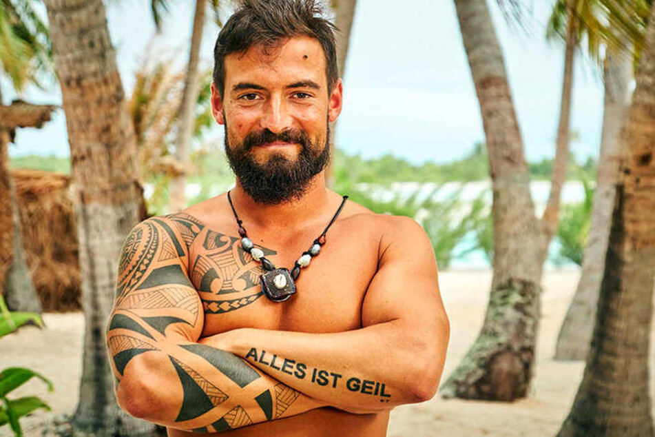 Kai (26) suchte bei "Adam und Eva" nackt die große Liebe.