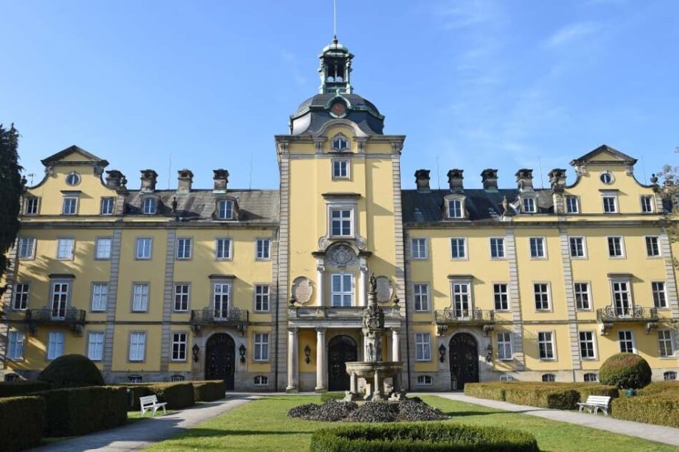 Unter anderem das Schloss Bückeburg, ...