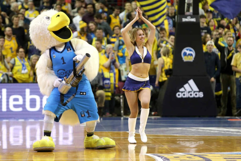 Der Basketball-Bundesligist Alba Berlin verzichtet von nun an auf seine Cheerleader.